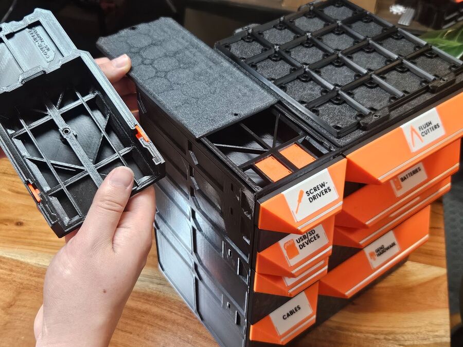Removing the original Cover Upper from the tabletop build